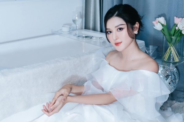 53+ Hình ảnh Á hậu Huyền My thả dáng cùng bikini siêu gợi cảm