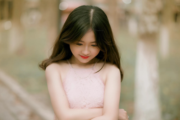 Hình Nền Gái Đẹp: Vẻ Đẹp Hoàn Hảo Cho Thiết Bị Của Bạn