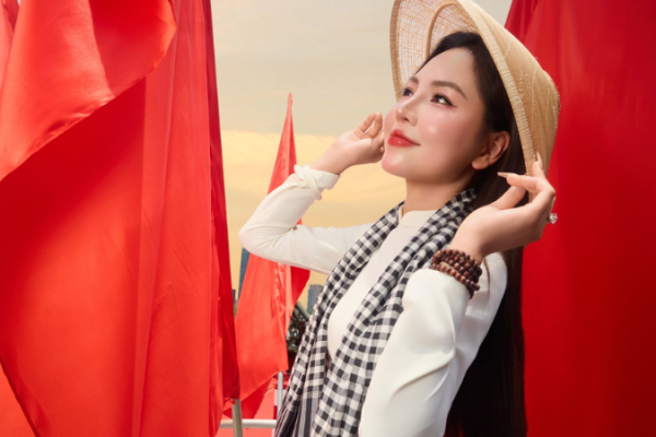 33+ Ảnh gái xinh mặc áo dài đẹp dịu dàng cuốn hút