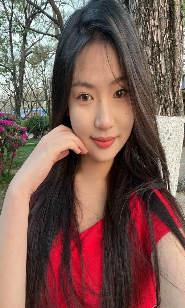Gu thời trang dẫn đầu mọi xu hướng.