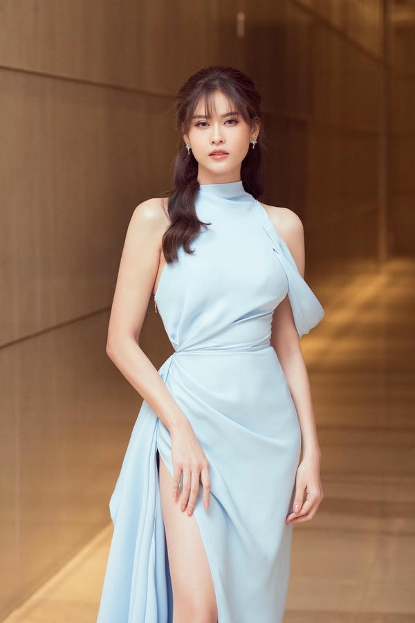 Nữ diễn viên Việt phong thái