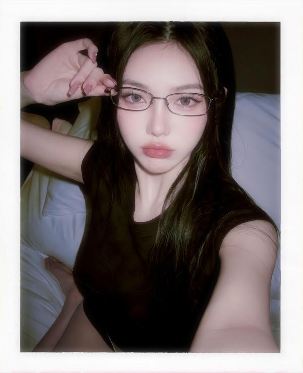 Bộ ảnh hot girl FB